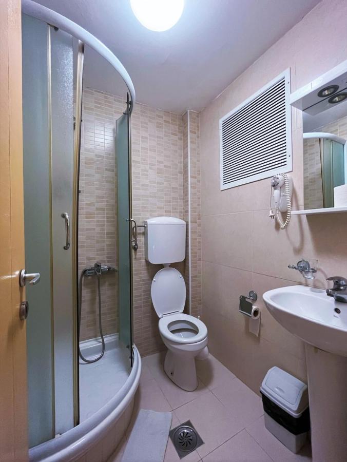 Vila Ljubica Vrnjacka Banja Luaran gambar