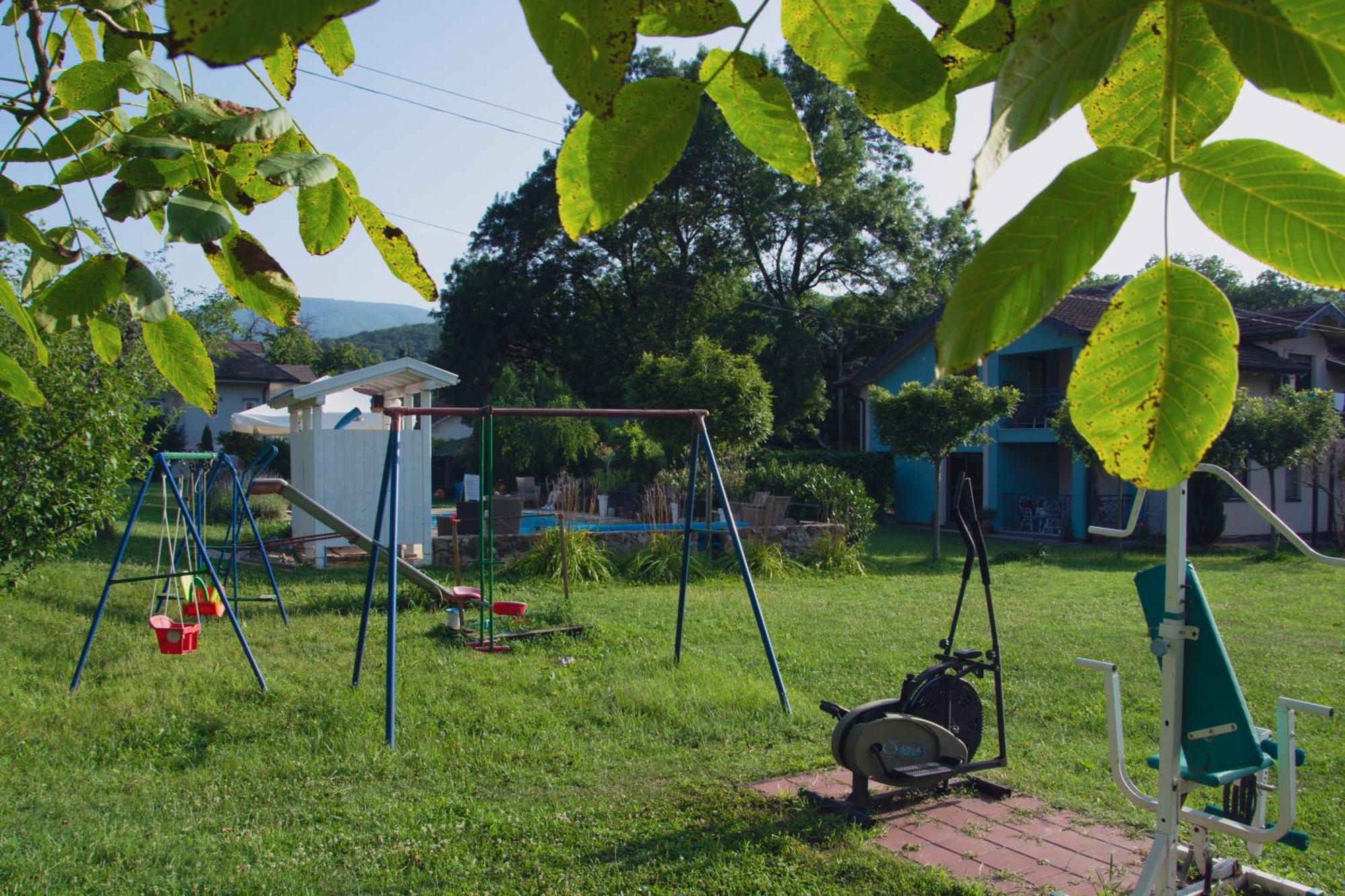 Vila Ljubica Vrnjacka Banja Luaran gambar